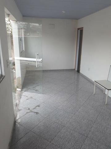 Casa 2 Quartos + Loja + Kit (Est. Magarça) - Foto 2