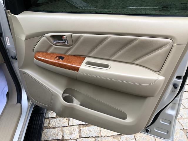 Toyota Hilux SW4 7 lugares 2010 - Foto 12
