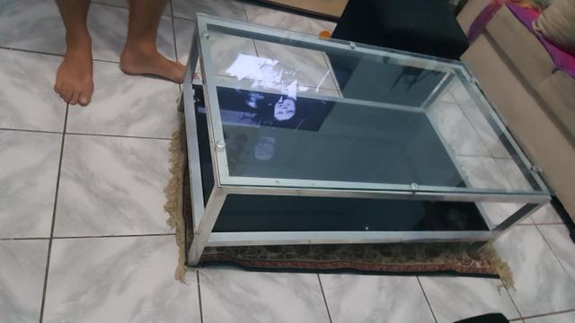 Mesa de centro de vidro semi nova