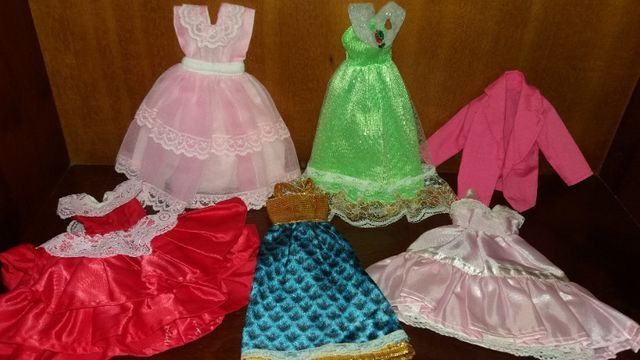 Barbies e Ken originais