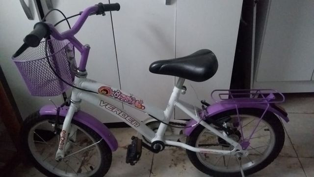 Vende-se bicicleta nova
