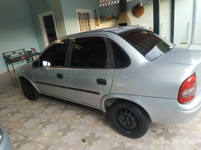 Corsa Sedan - Foto 2