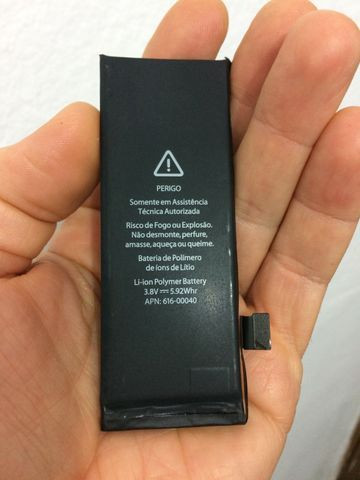 Bateria de iPhone 5c, 5s carregando 100%