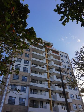 Maravilhoso apartamento novo, 2/4, vista mar em Praia do Flamengo
