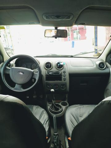 Ford Fiesta 1.6 8v Flex - Foto 9