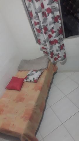 Alugo um quarto em meu apt - Foto 2