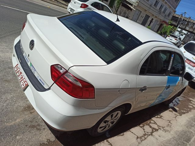 TAXI RECIFE VOYAGE 2014 1.6 COM GAS (carro e praça transferivel) - Foto 5