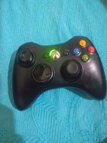 Controle original de Xbox 360, aceito troca em HD com jogos