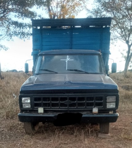 F4000