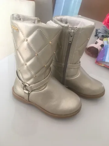 Bota infantil dourada (n?24)