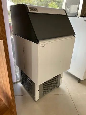 Maquina de Gelo em até 18x sem juros - Foto 4