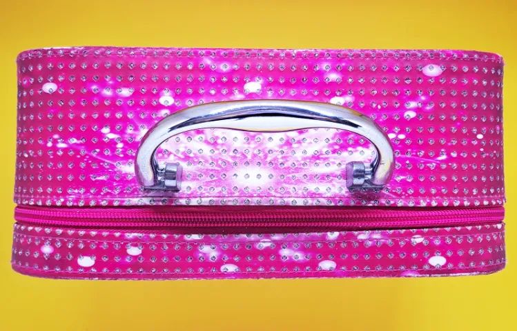 Frasqueira de Viagem Média com Alça (Rosa com Pedrinhas de Cristais) - Foto 3