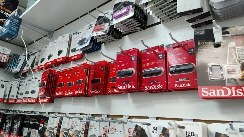 Pen Drive SanDisk Cruzer Blade 64GB USB 2.0 - Compacto e Confiável - Foto 2