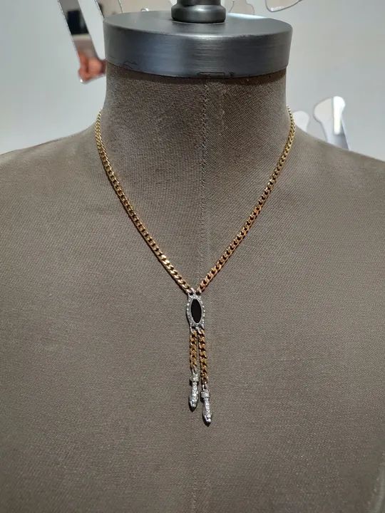 Colar Valentino 