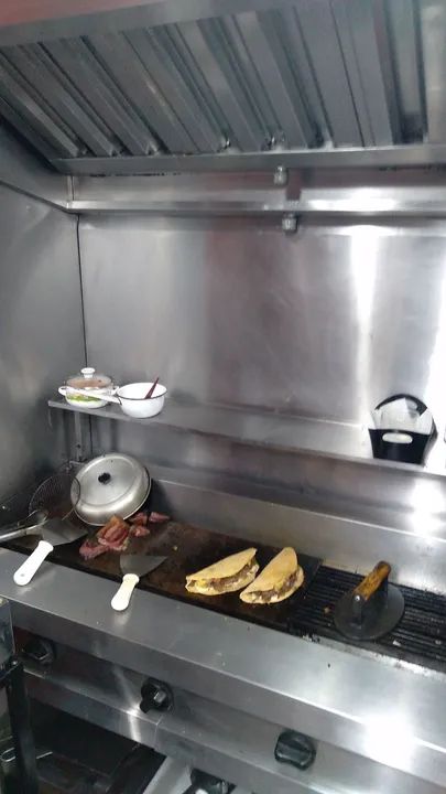 Chapa e broiler de bancada inox a gás  - Foto 3