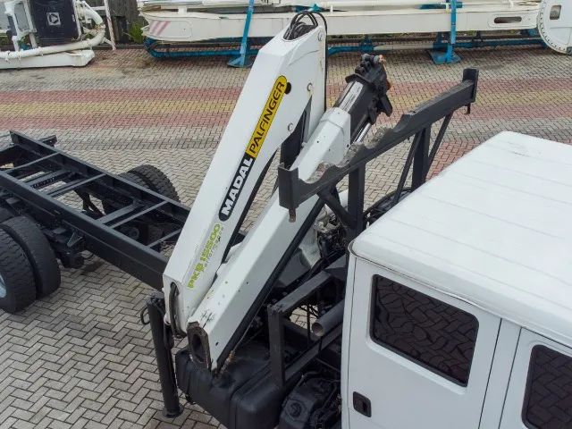 Munck Madal Palfinger PKB 15500 3H1M - 2013 - Com Controle Remoto - Instalada - Foto 4