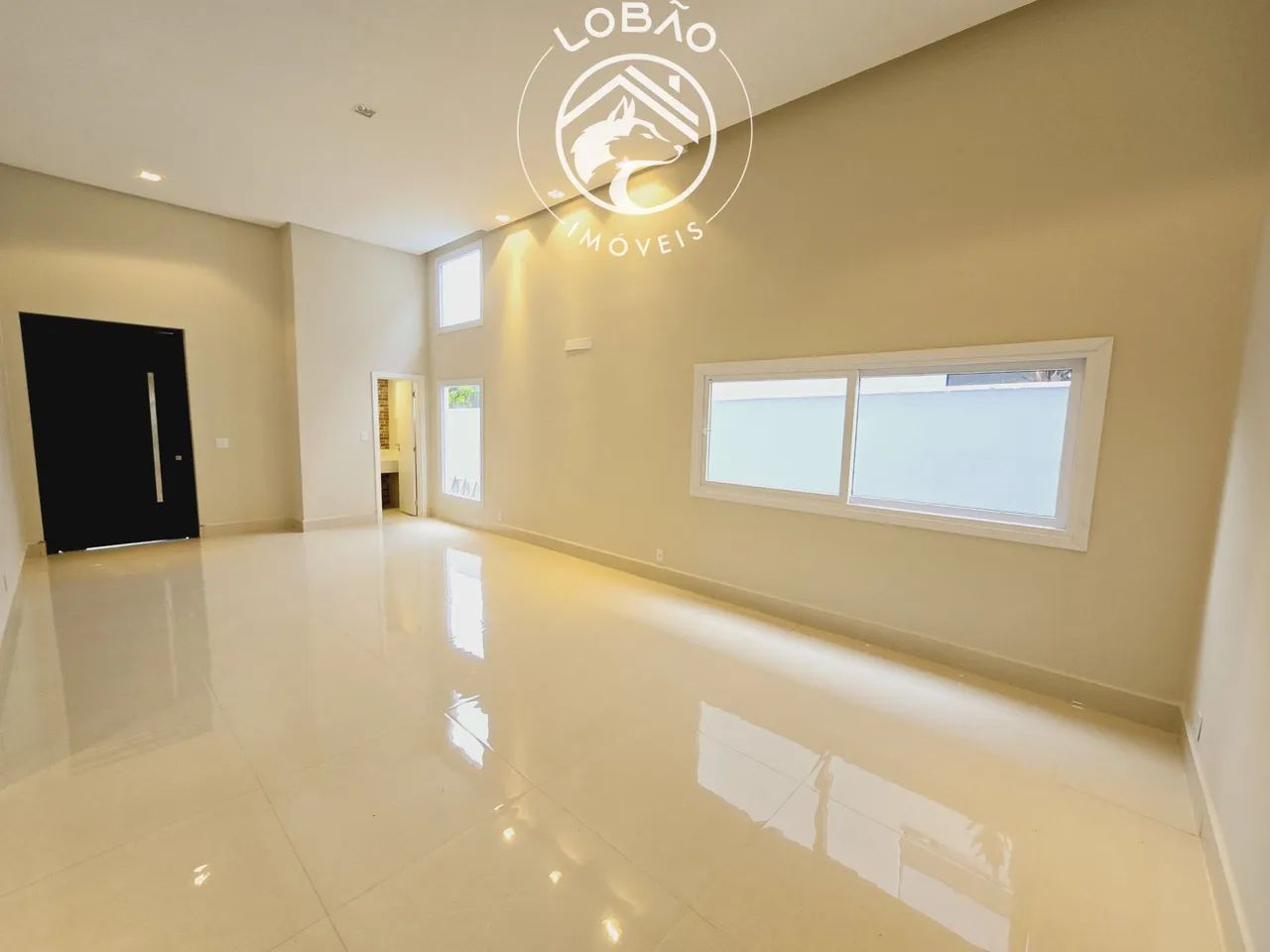 Casa plana para locação no Alphaville Resende próximo a portaria - Foto 2