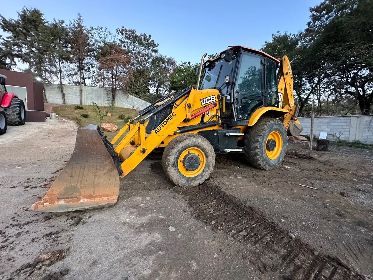 Retroescavadeira JCB 3CX 2020 4X4 