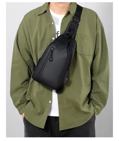 Bolsa Transversal Impermeável com Cabo UBS Para Carregamento - Foto 3