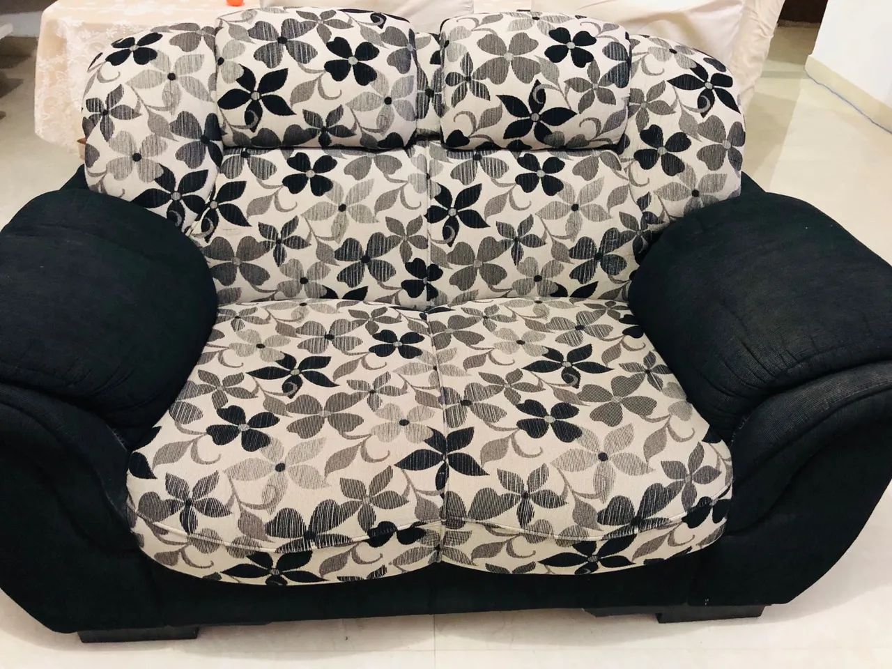 Sofás 2 lugares  - Foto 2