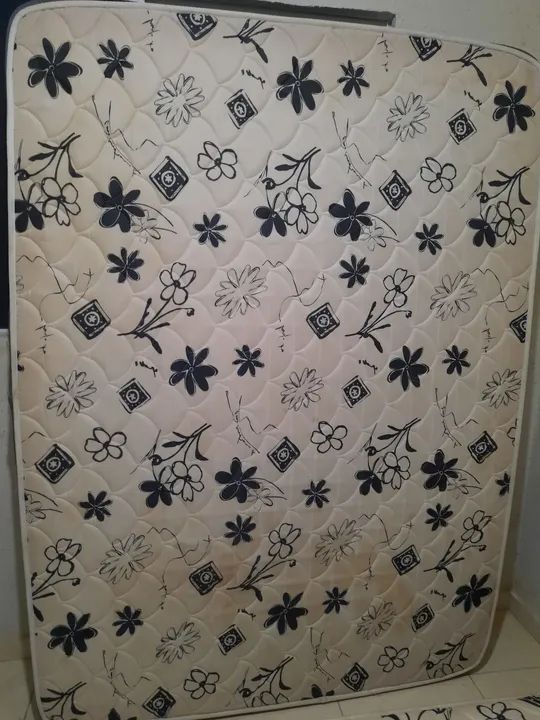 Colchão Casal com Estampa Floral