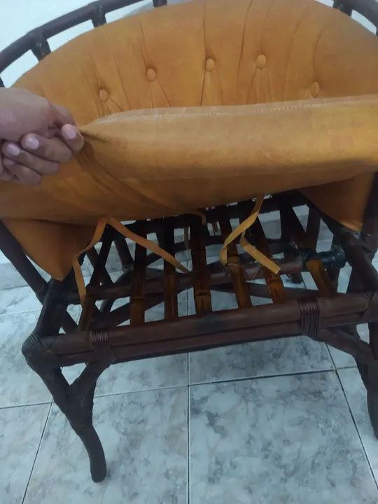Aproveite* Poltrona de bambu com estofado - Foto 6