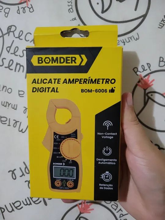 Alicate amperímetro digital 