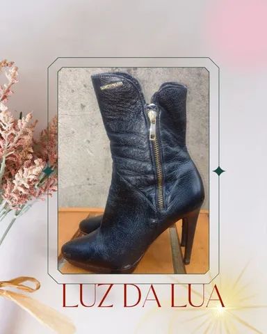 Bota em couro Luz da Lua