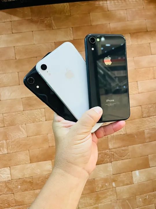 IPHONE XR SEMINOVO  - PARCELO EM ATÉ 18X