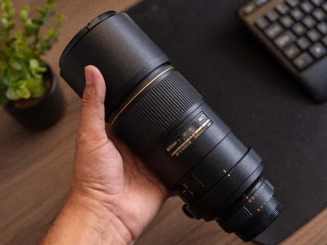 Nikon 300mm F4 - Excelente Estado! Envio Imediato!!! (Usado)