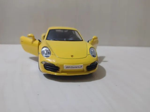 Miniatura Porsche 911 Carrera S 1/32 (12,5 cm.) - Amarelo