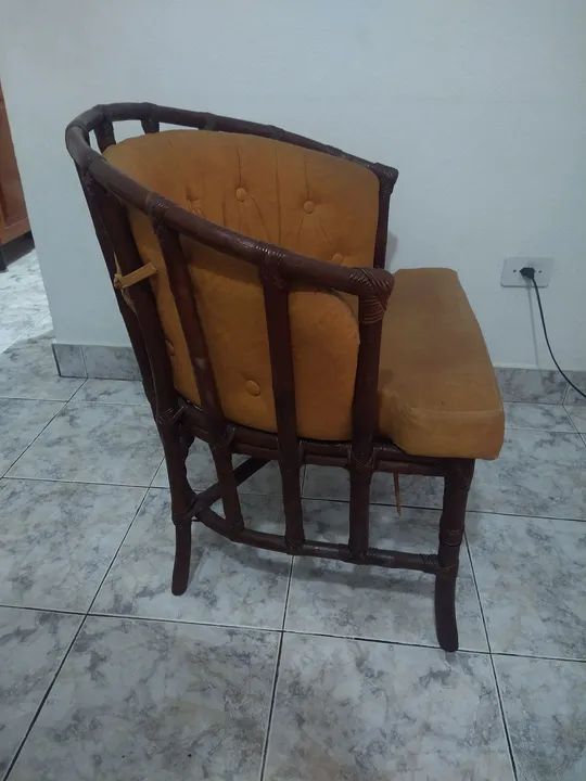 Aproveite* Poltrona de bambu com estofado - Foto 3