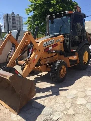 Retroescavadeira Case 580N ano 2015