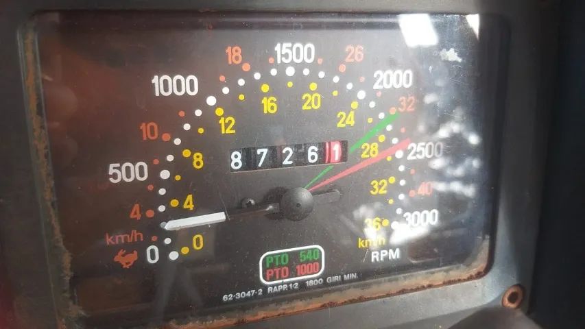 Trator agricola New Holland 8430 ano 1997 - Foto 5