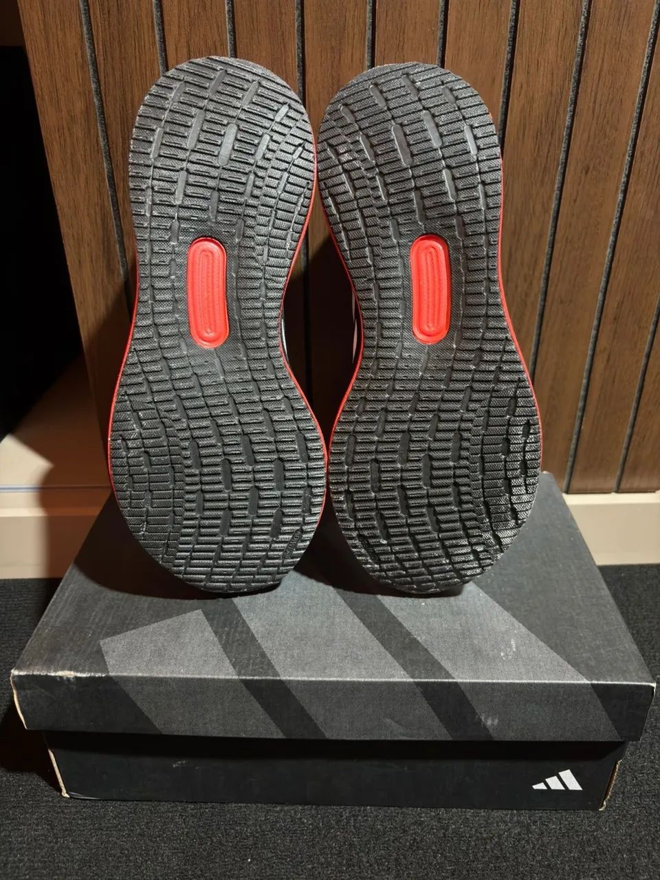 Tênis adidas feminino - Foto 2