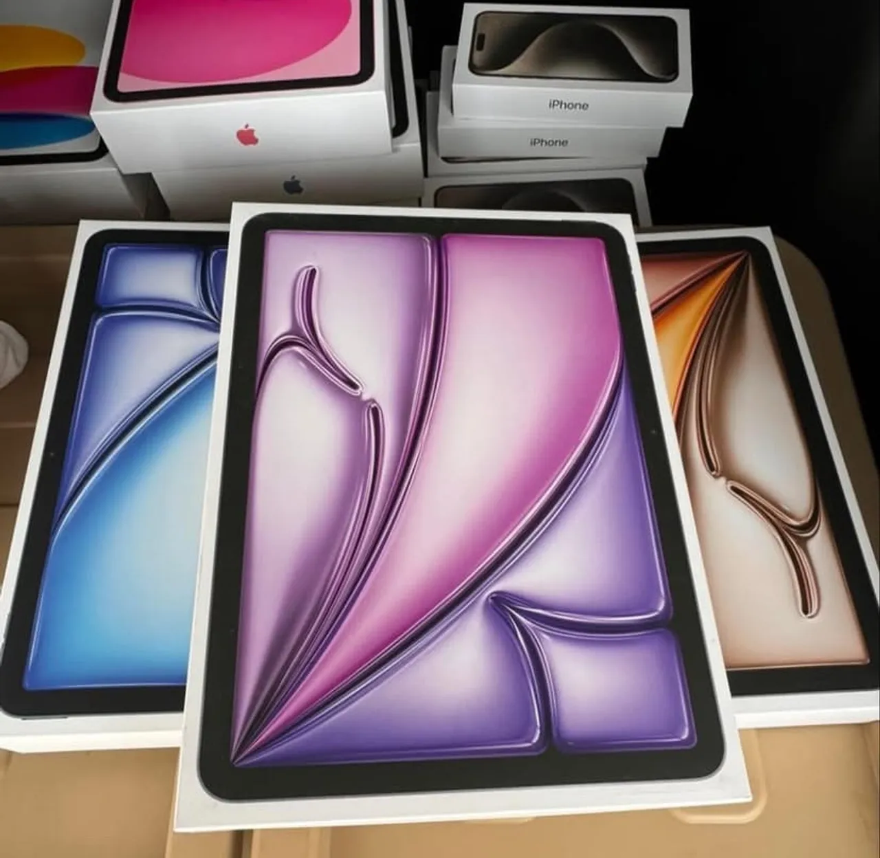 iPad Air M2 11" 6ª Geração 2024 256GB Wi-Fi Azul Lacrado