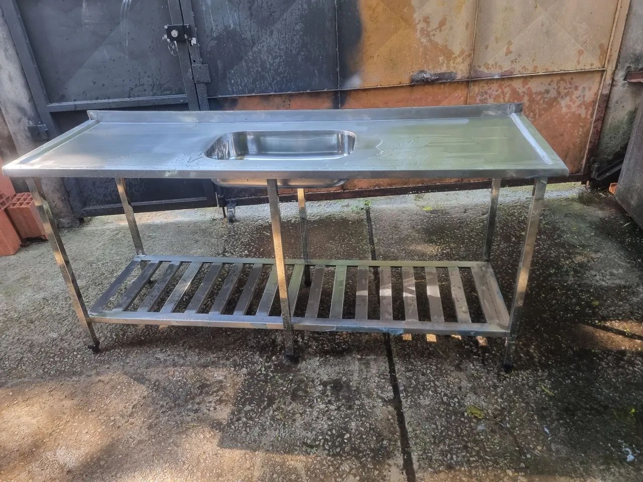 Mesa com pia inox 190x65  - Foto 4