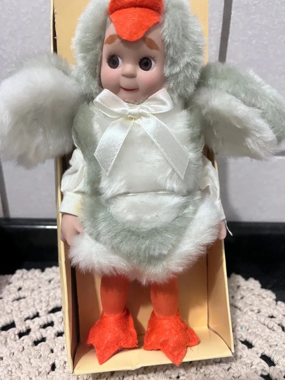 Boneco d e porcelana patinho feio. - Foto 2
