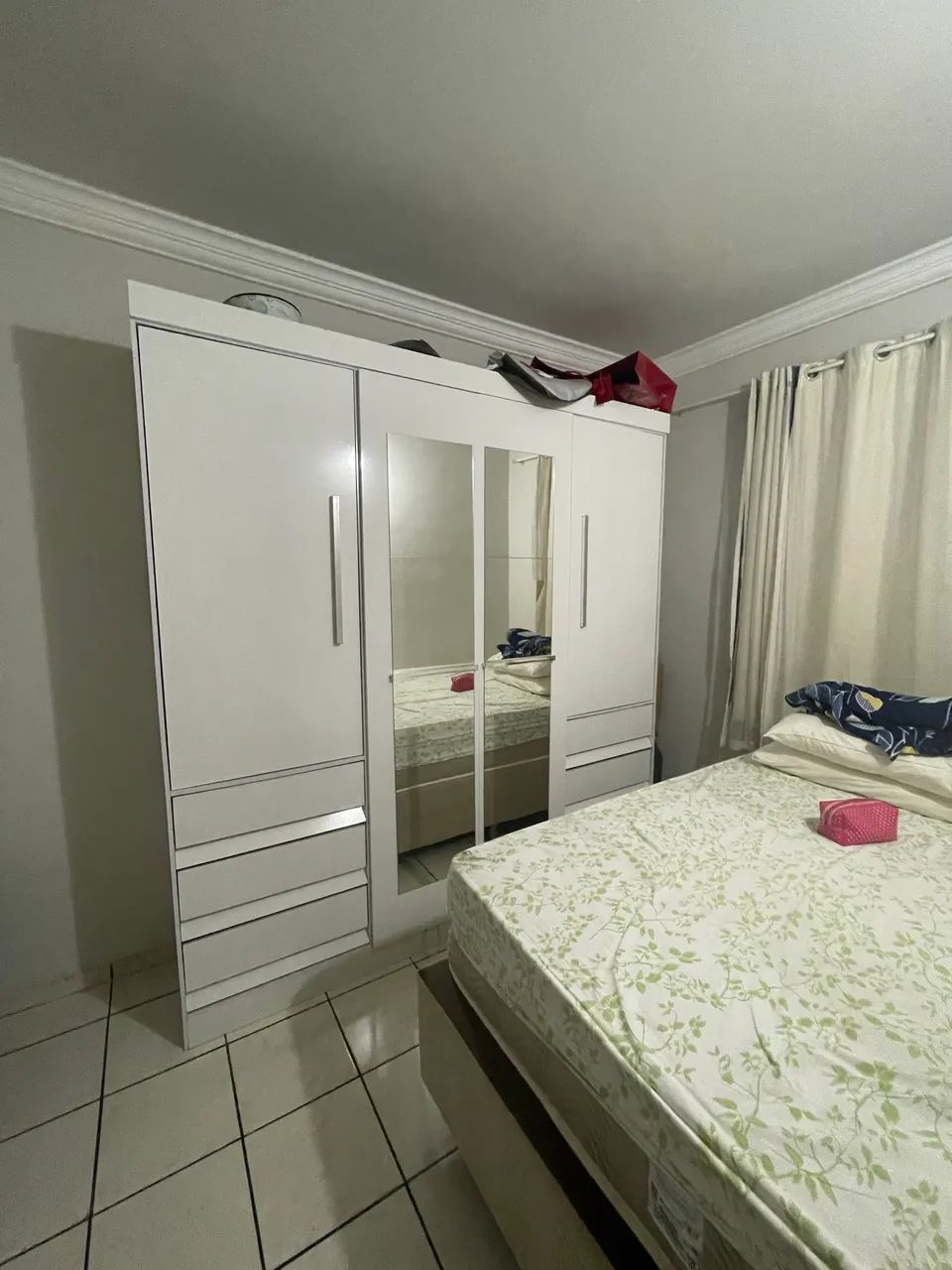 Guarda-roupa 64296494687491120