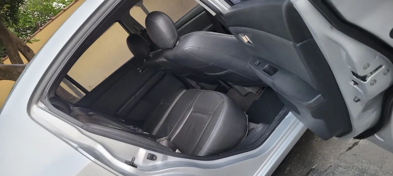 Nissan Sentra S 2.0 Aut. 2012 Novo!! - Foto 9