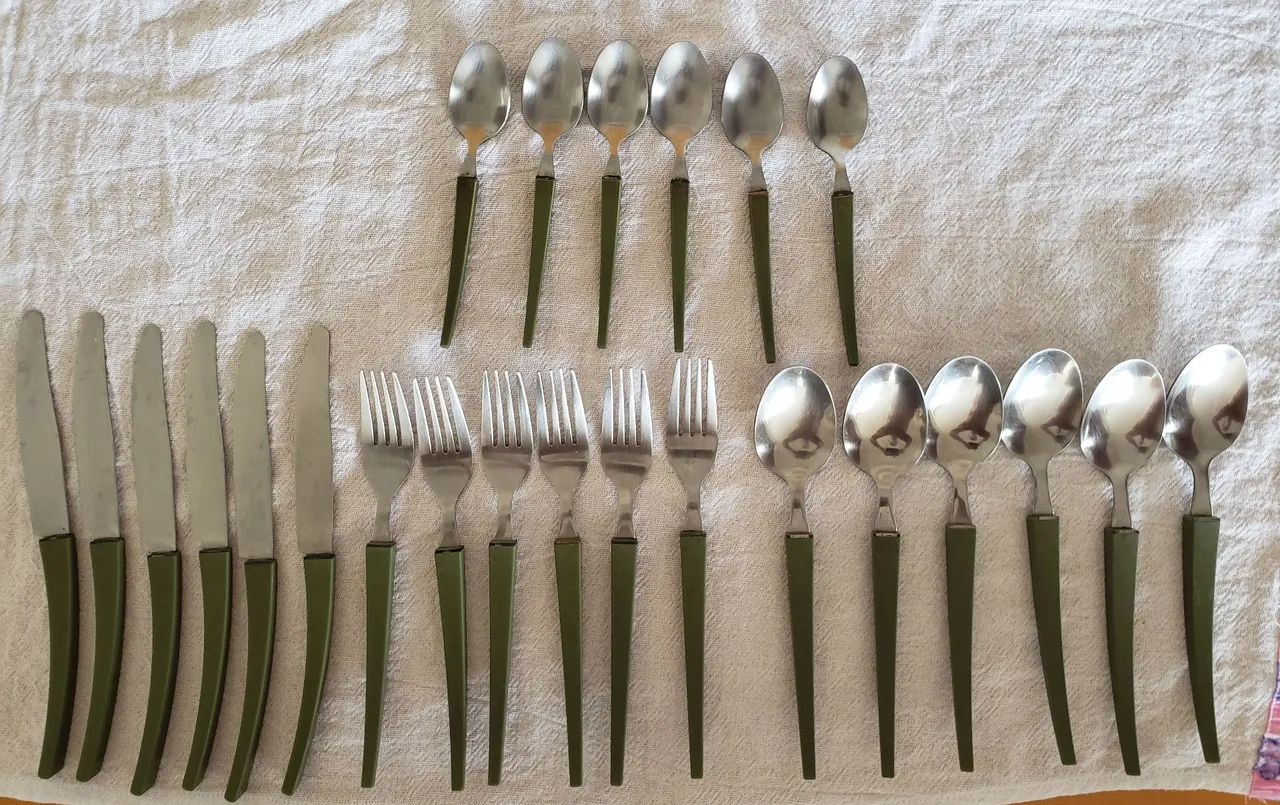 Conjunto de Talheres Vintage - 24 Peças