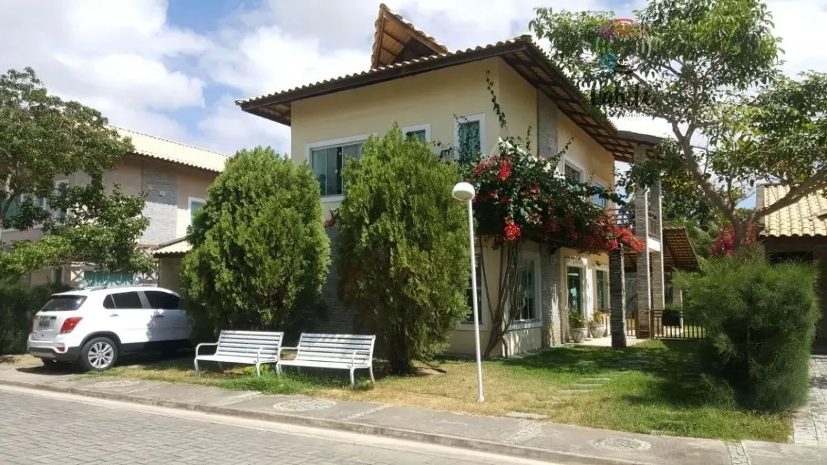 Casa Duplex para Venda e Aluguel em Centro Eusébio-CE