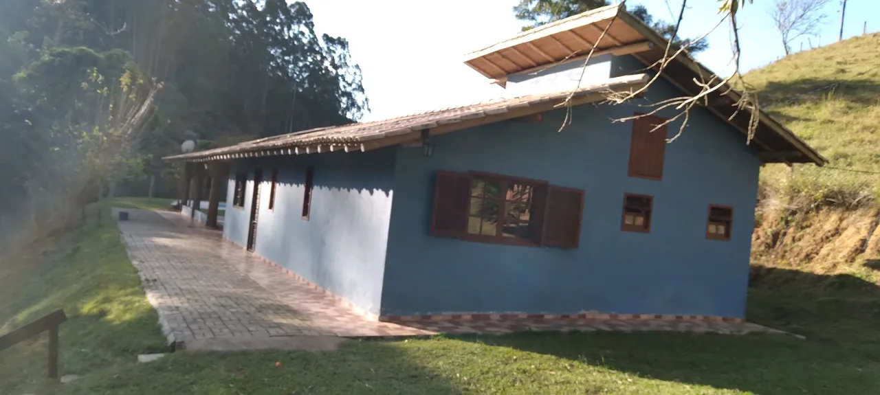 Sítio em Paraibuna, 20.000 metros, com escritura.