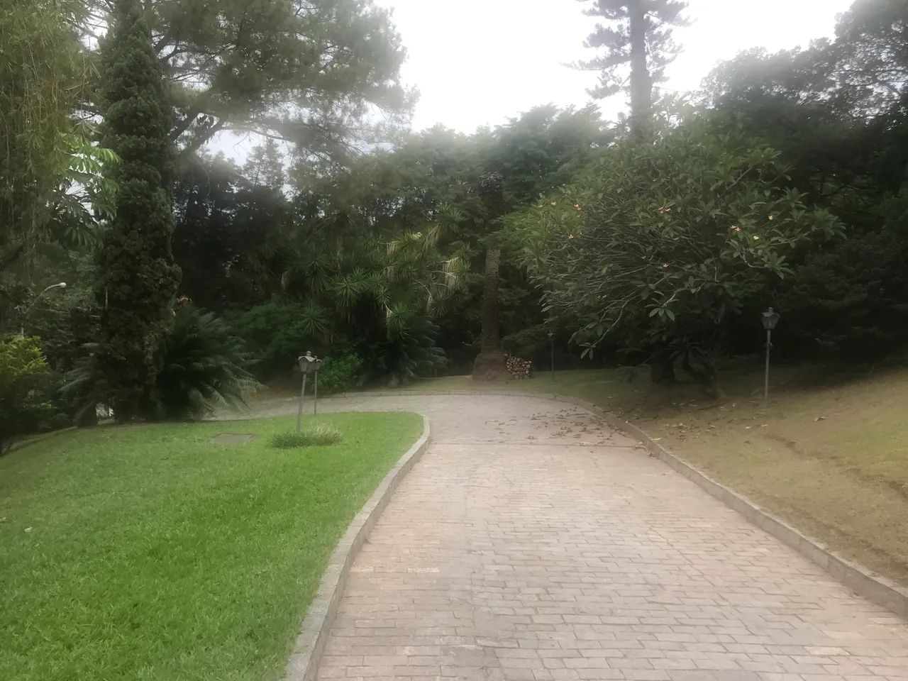 Casa de condomínio térrea para venda  construção 600 m2, living pé direito duplo  3 quarto - Foto 4