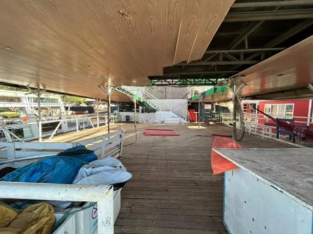 Vende-se barco FLUTUANTE no Lago Paranoá - 220 mil - Foto 2