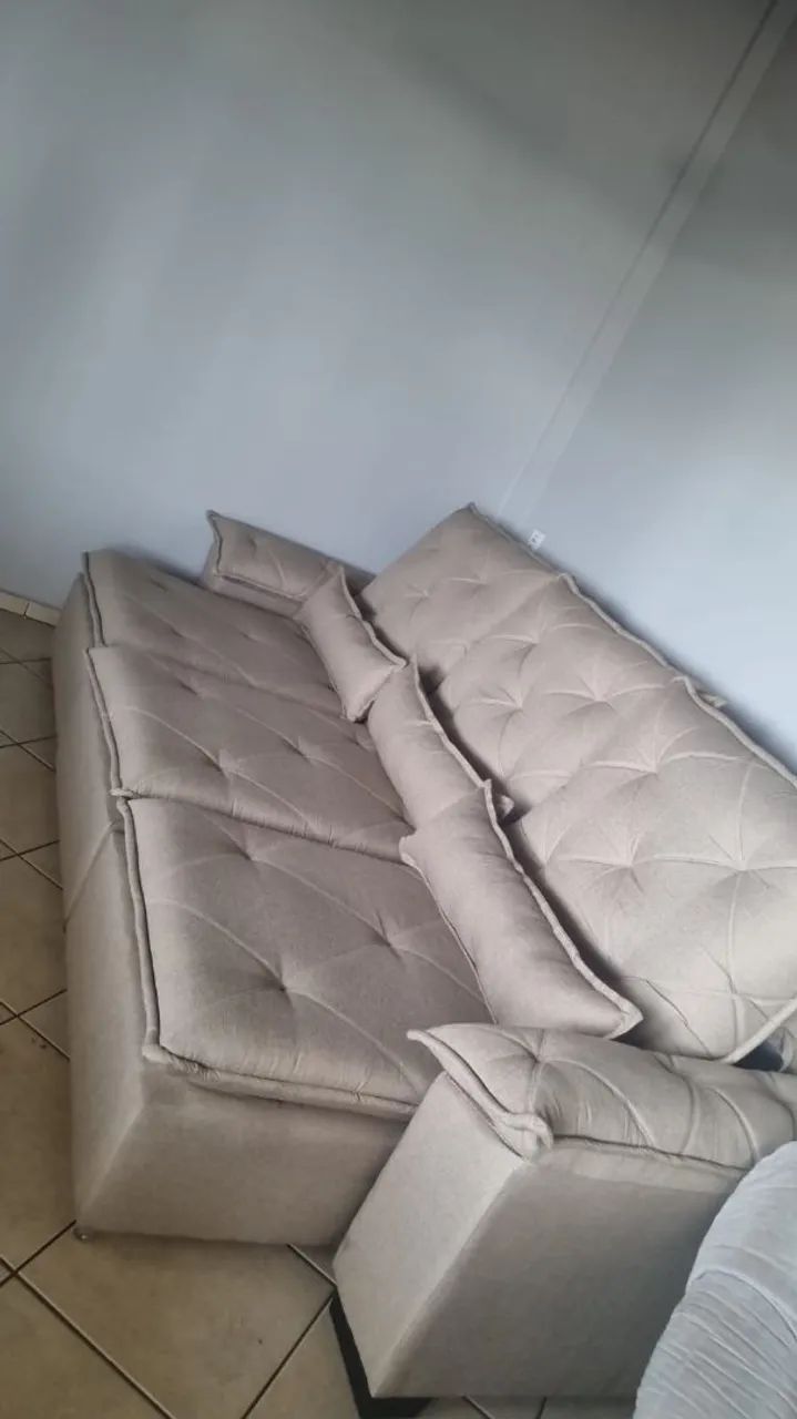 Sofá reclinável, retrátil, novíssimo!