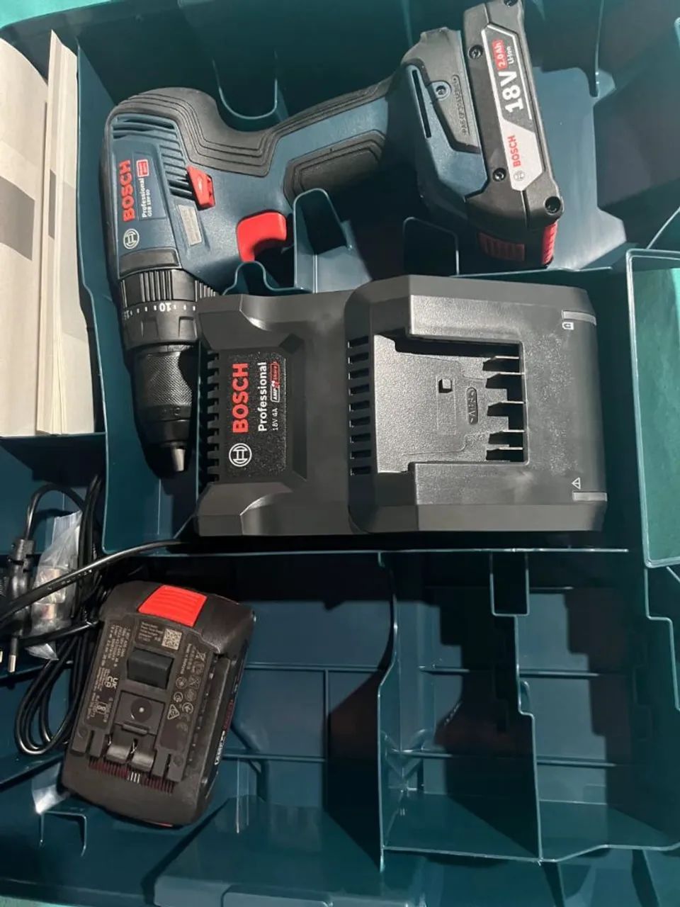 Parafusadeira/Furadeira Bosch GSR 18V-140 FC Professional 18V 2.5Ah - Foto 2