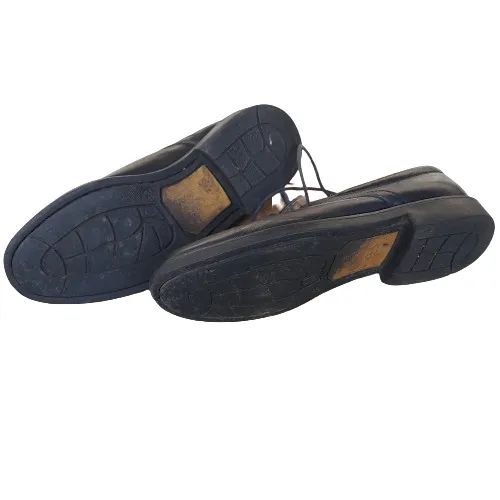 Sapato Social Tamanho 39 - Elegância e Conforto!  - Foto 3