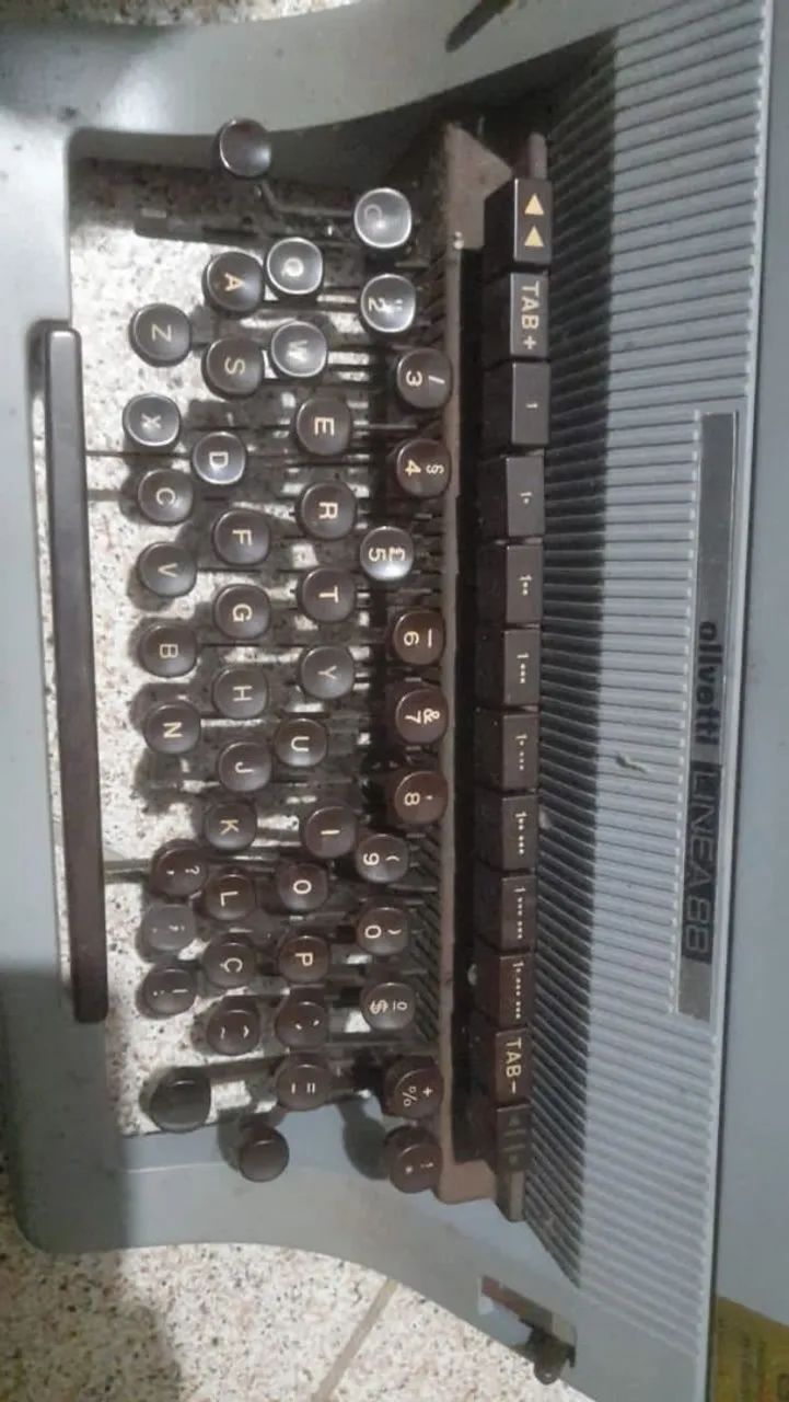 Máquina de escrever olivetti - Foto 3