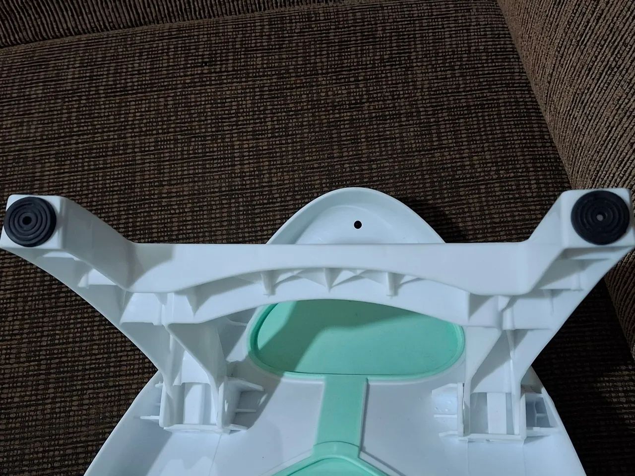 Suporte para banho de bebê - Foto 4